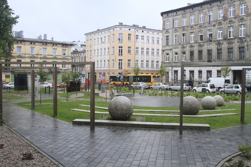 Park kieszonkowy w Łodzi przy ulicach: Lipowa - Andrzeja...