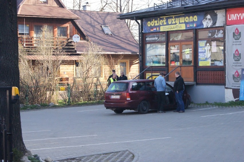 Zakopane: Napad na bank w centrum Zakopanego. Policyjne Ćwiczenia [GALERIA]