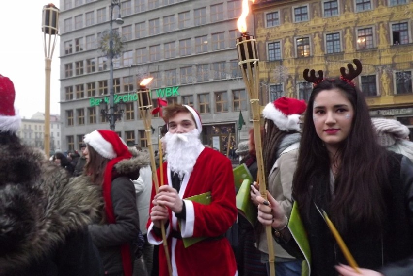 Wrocławianie zaśpiewali kolędy [ZDJĘCIA]