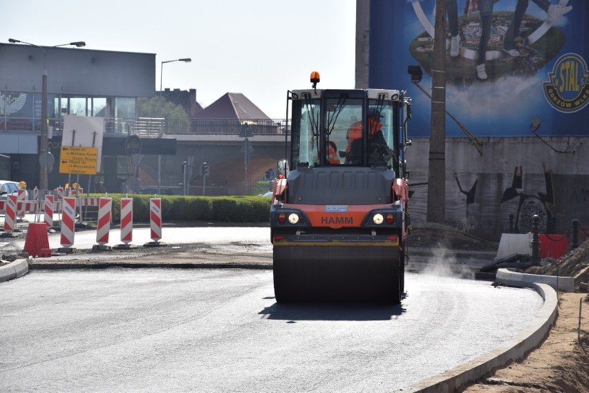 W poniedziałek kierowcy w centrum Gorzowa pojadą po nowiuteńkim asfalcie! 