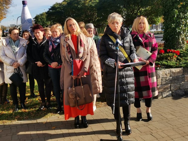 Pielęgniarki twierdzą, że nie wszystkie podmioty lecznicze stosują się do nowych przepisów, o wynagrodzeniach w służbie zdrowia.