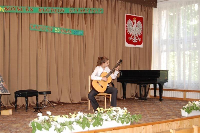 Kartuzy. IV Konkurs Młodego Gitarzysty zgromadził ponad 30 uczniów szkół muzycznych Pomorza