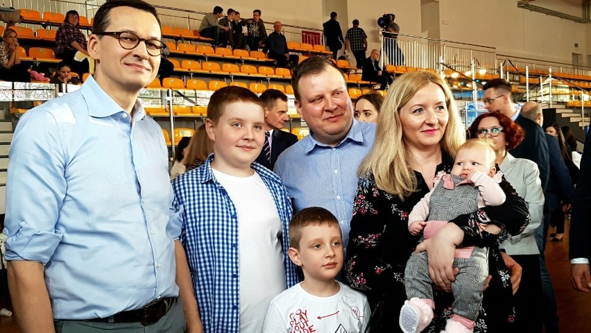 Mateusz Morawiecki podsumował w Puławach 3-lecie programu „Rodzina 500+"