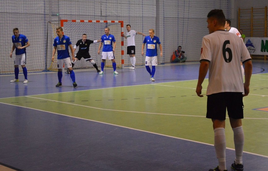 FC Kartuzy przegrał mecz 1/8 rozgrywek Pucharu Polski w futsalu z białostockim MOKS Słoneczny Stok ZDJĘCIA, WIDEO