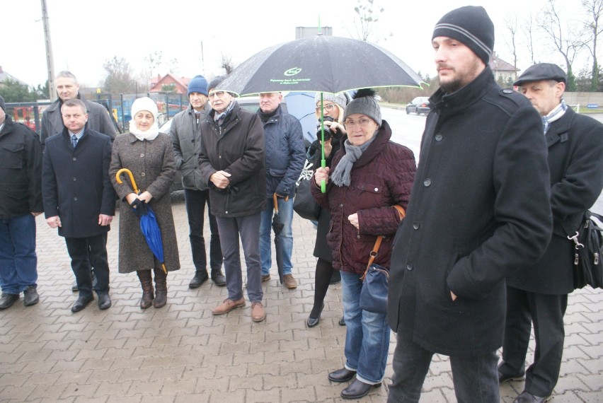 Gmina Ceków Kolonia. Nowy chodnik dla poprawy bezpieczeństwa