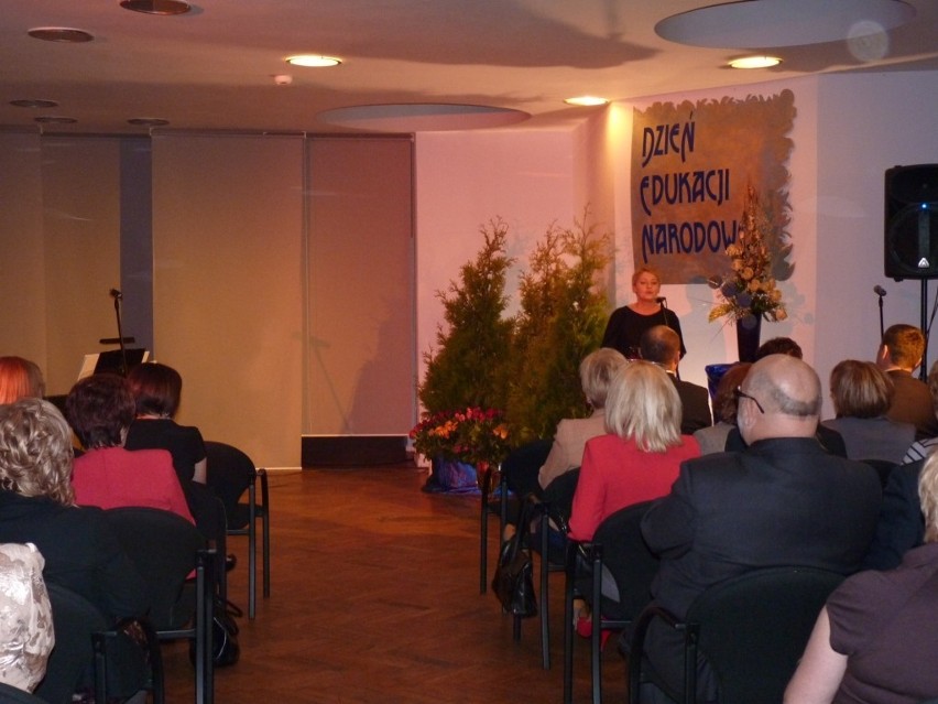 Dzień Nauczyciela 2012 w Radomsku. Nauczyciele odebrali nagrody prezydenta [ZDJĘCIA]