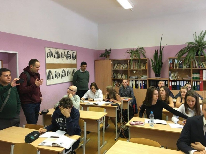 Społeczne Gimnazjum Językowe w Lęborku przystąpiło do...