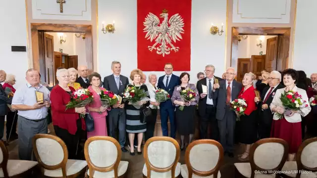 W tym roku 33 radomskie pary otrzymały Medale za Długoletnie Pożycie Małżeńskie.