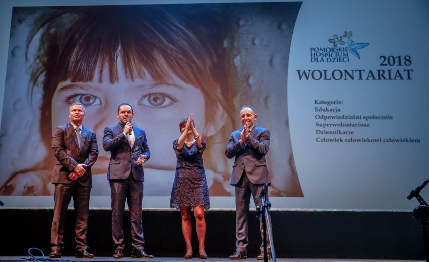 10-lecie wolontariatu Pomorskiego Hospicjum dla Dzieci w Teatrze Szekspirowskim [zdjęcia]