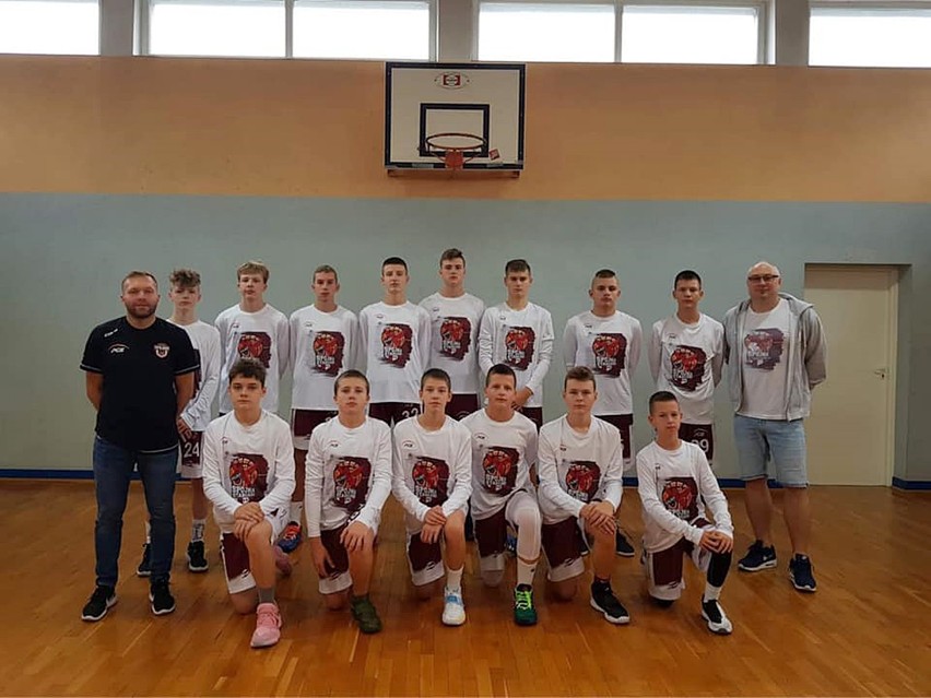 Zespół U14 na mistrzostwach kraju w Radomiu