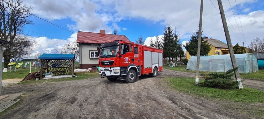 W sobotę, 3 kwietnia 2021 r. strażacy z Kwidzyna i Gardei...