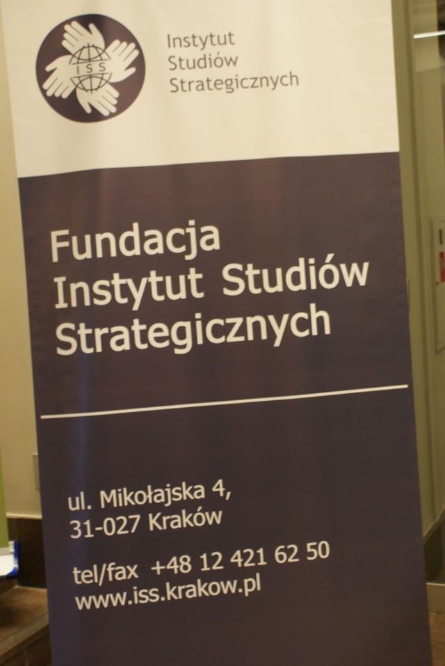 Baner Fundacji Instytutu Studiów Strategicznych w Krakowie.