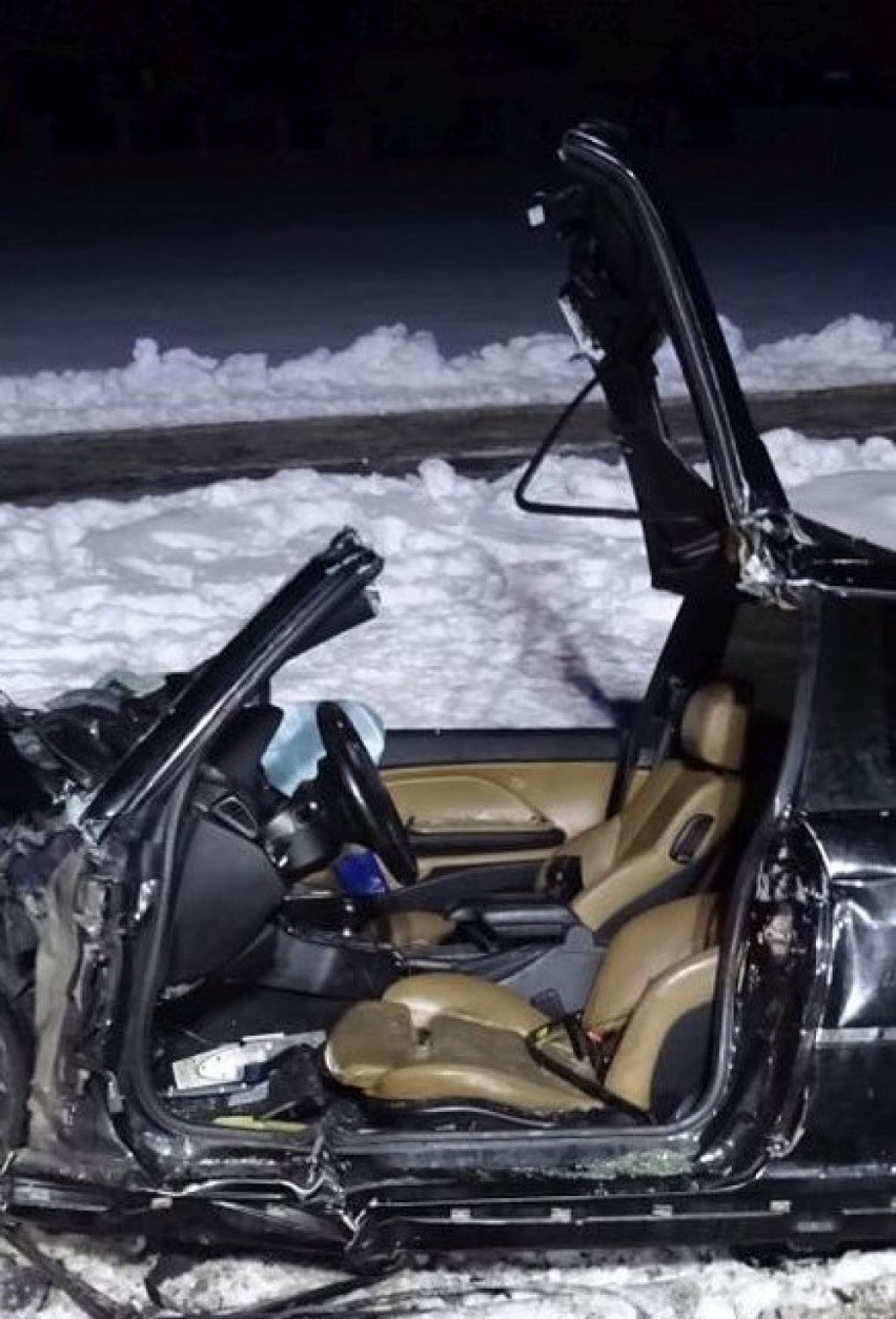 18 lutego około godz. 21 w Latkowie zderzyły się dwa pojazdy...