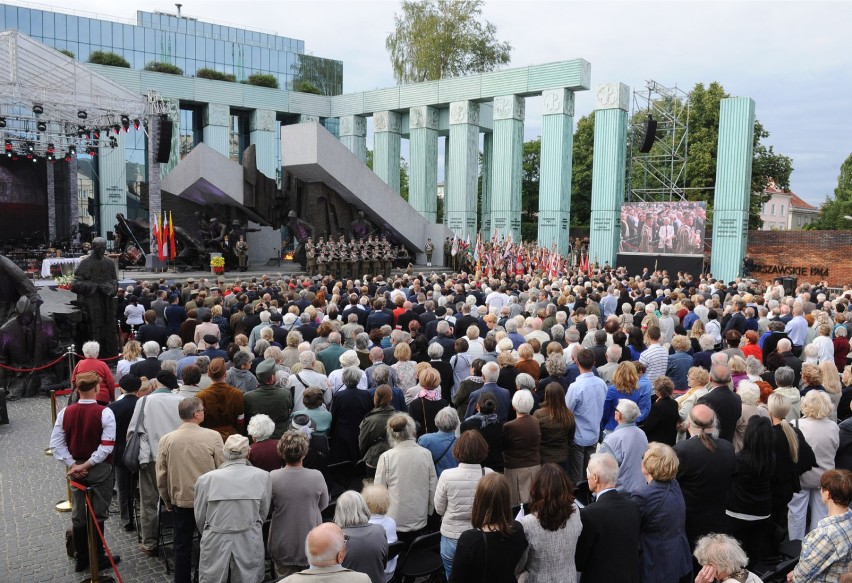 Obchody 71. rocznicy wybuchu Powstania Warszawskiego na...