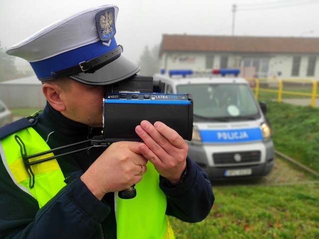 Policjanci kontrolowali prędkość samochodów w Żalnie