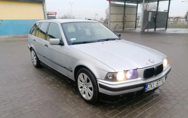 Rok produkcji 1996 
Poj. silnika 2500 cm³ 
Paliwo - Diesel 
Moc silnika - 143 KM
Przebieg - 222 222 km
nieuszkodzony 

Szczegóły oferty znajdziecie na OLX.PL