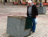 Pierwsze kostki poezji stanęły na placu Baczyńskiego
