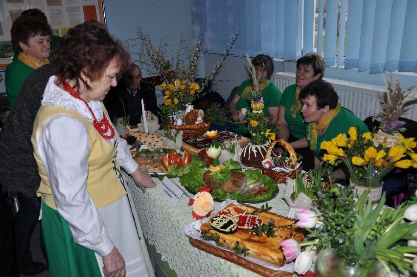 Pomorski Stół Wielkanocny 2016 w Starym Polu [ZDJĘCIA]. Świątecznie i wiosennie w oddziale PODR