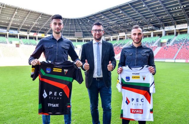 Bartosz Biel i Krzysztof Wołkowicz zostali przedstawieni jako nowi gracze GKS-u Tychy
