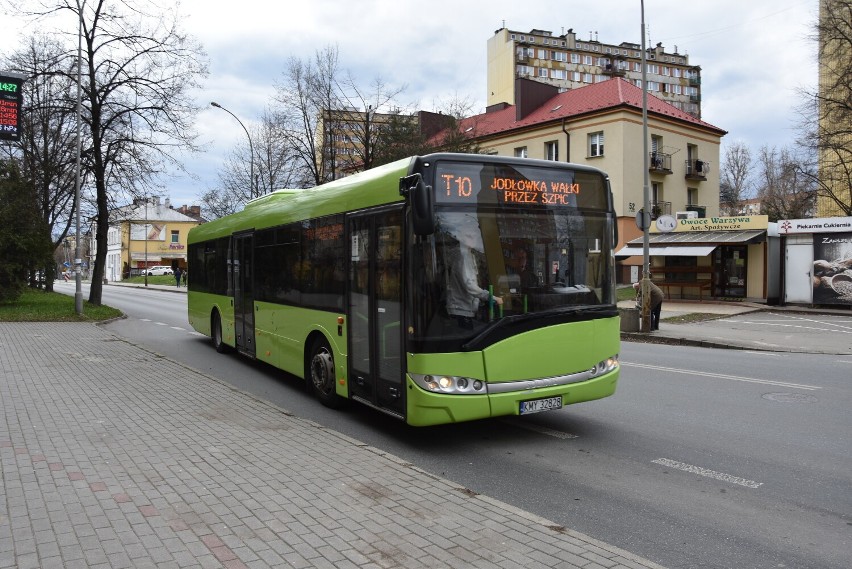 Obecnie przewozami mieszkańców gminy Tarnów zajmuje się...