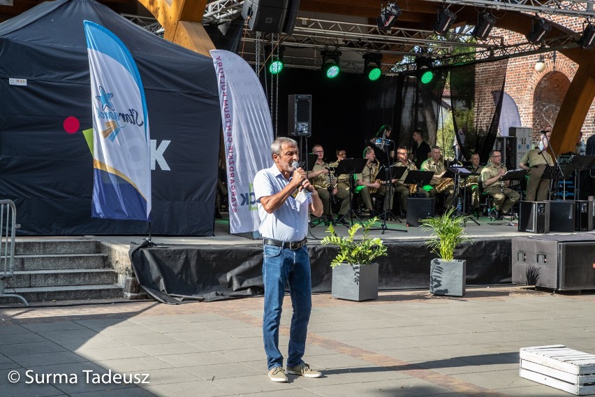 Wojsko świętuje. Koncert wojskowej orkiestry w Parku Chrobrego