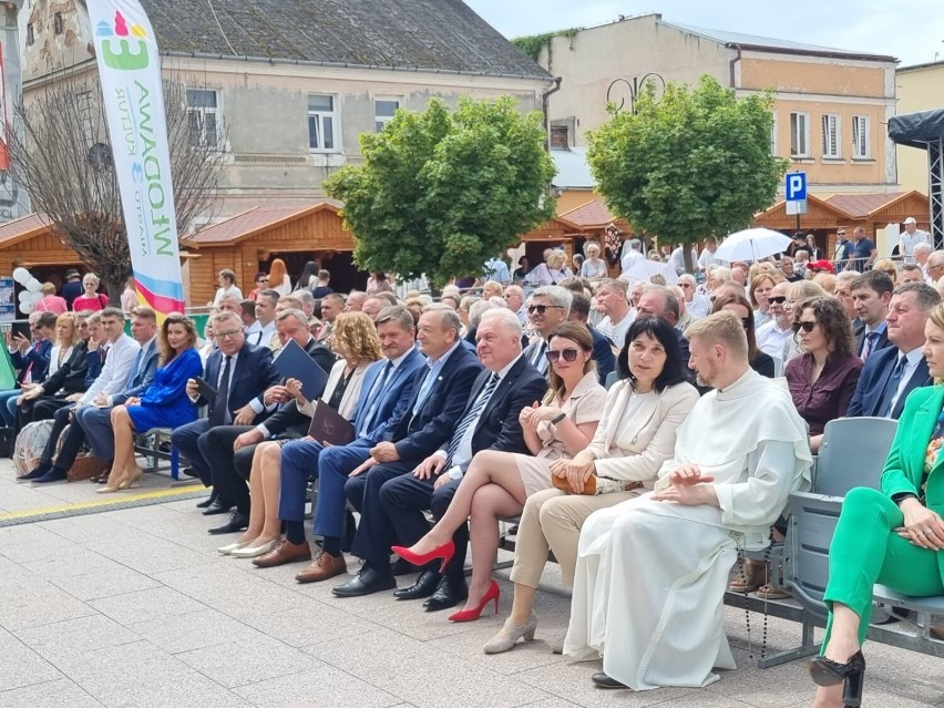 Dni Włodawy 2022. Podczas wydarzenia otwarto rynek po rewitalizacji. Zobacz zdjęcia