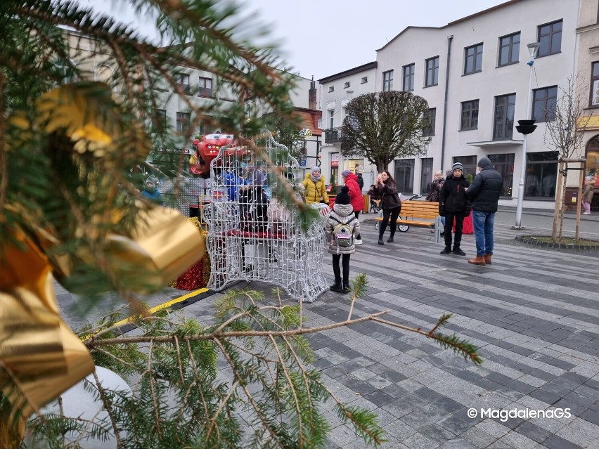 Spotkania z Mikołajem i moc atrakcji na Starym Rynku w Pucku