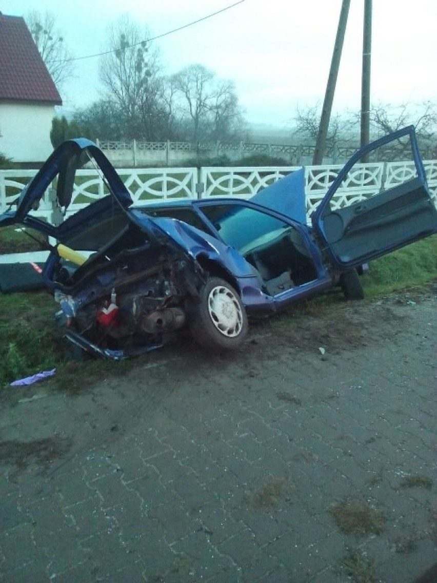 Wypadek w Sieroszewicach. Cztery osoby ranne [FOTO]
