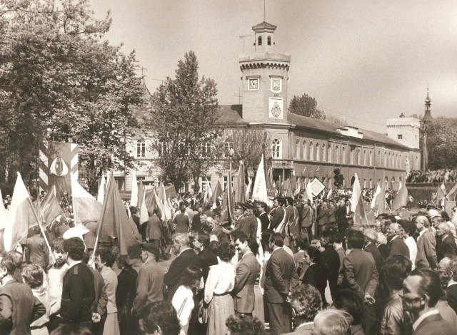 Majowe obchody w Radomsku. Tak kiedyś świętowano...