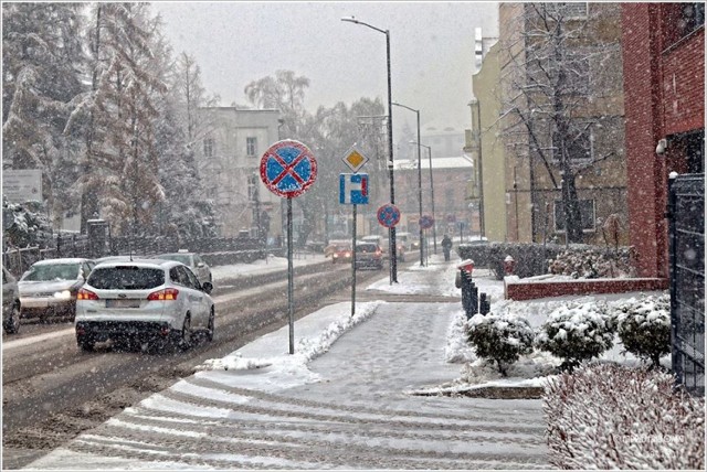 Akcja Zima w Mikołowie: mają pługi, solarki i łopaty