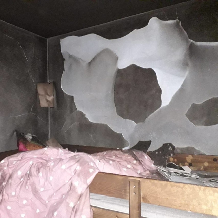 Pogorzelcy z Gdańska potrzebują pomocy w odbudowie domu. Pożar zabrał im większość dobytku