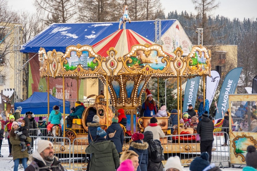 Zakopane odwiedził św. Mikołaj. Wesoły festyn dla dzieci pod Giewontem [ZDJĘCIA]