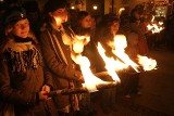 Gdańsk: Betlejemskie Światło Pokoju 2012.  Uroczystość przekazania światełka na Długim Targu