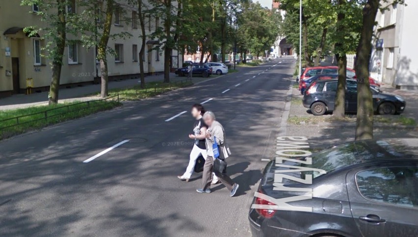 Oto ulice Chorzowa w Google Street View. Kogo złapała kamera? Sprawdź, czy też jesteś na tych ZDJĘCIACH!