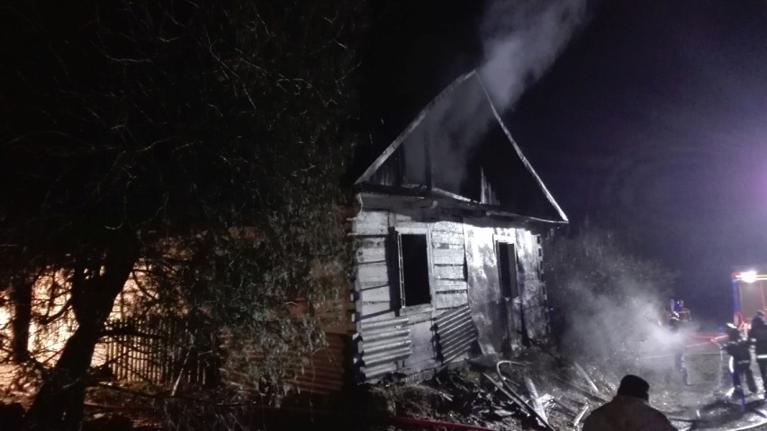 Tragiczny finał pożaru domu w gminie Skierbieszów. Nie żyje mężczyzna. Zdjęcia
