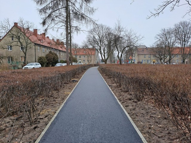 Droga rowerowa wzdłuż ul. Szarych Szeregów.