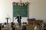 Szymon Hołownia zainaugurował działalność Uniwersytetu Dziecięcego w Polkowicach