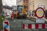 Opóźnienie w przebudowie ulicy Białej w Dolnym Wrzeszczu. Uciążliwe utrudnienia w ruchu potrwają jeszcze kilka tygodni