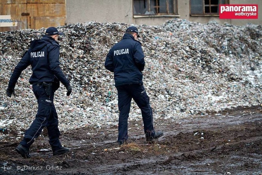 W styczniu 2018 r. teren nielegalnego składowiska odpadów w...