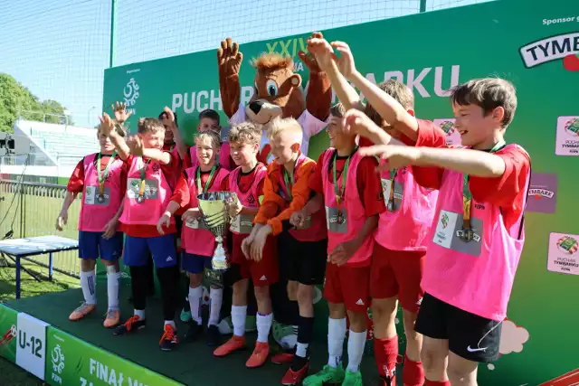 Zwycięski zespół w kategorii U12 chłopców z Bezrzecza Szczecin