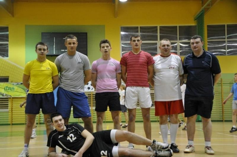Finał VII Amatorskiej Ligi Piłki Siatkowej w Krzywiniu