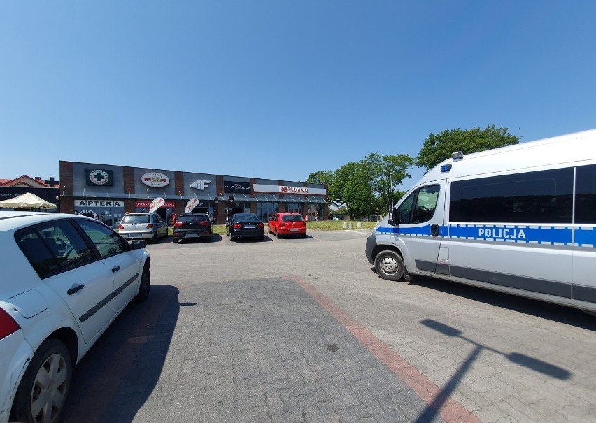 Wypadek przy POLOmarkecie we Władysławowie (12.06.2019) | Nadmorska Kronika Policyjna