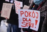 Pokojowa demonstracja w obronie Syrii pod konsulatem rosyjskim w Gdańsku [zdjęcia]