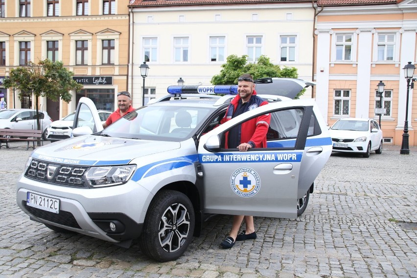 Ratownicy WOPR Konin odebrali nowy samochód od miasta