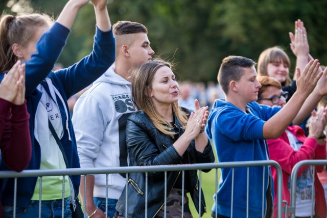 Summer Disco Night w Cielądzu to impreza z muzyką disco polo i dance – odbyła się w niedzielę, 2 lipca. Na scenie w cielądzkim parku wystąpiło kilka zespołów. Równolegle mieszkańcy bawili się na pikniku, zorganizowanym przez samorząd, na którym każdy mógł znaleźć coś dla siebie.