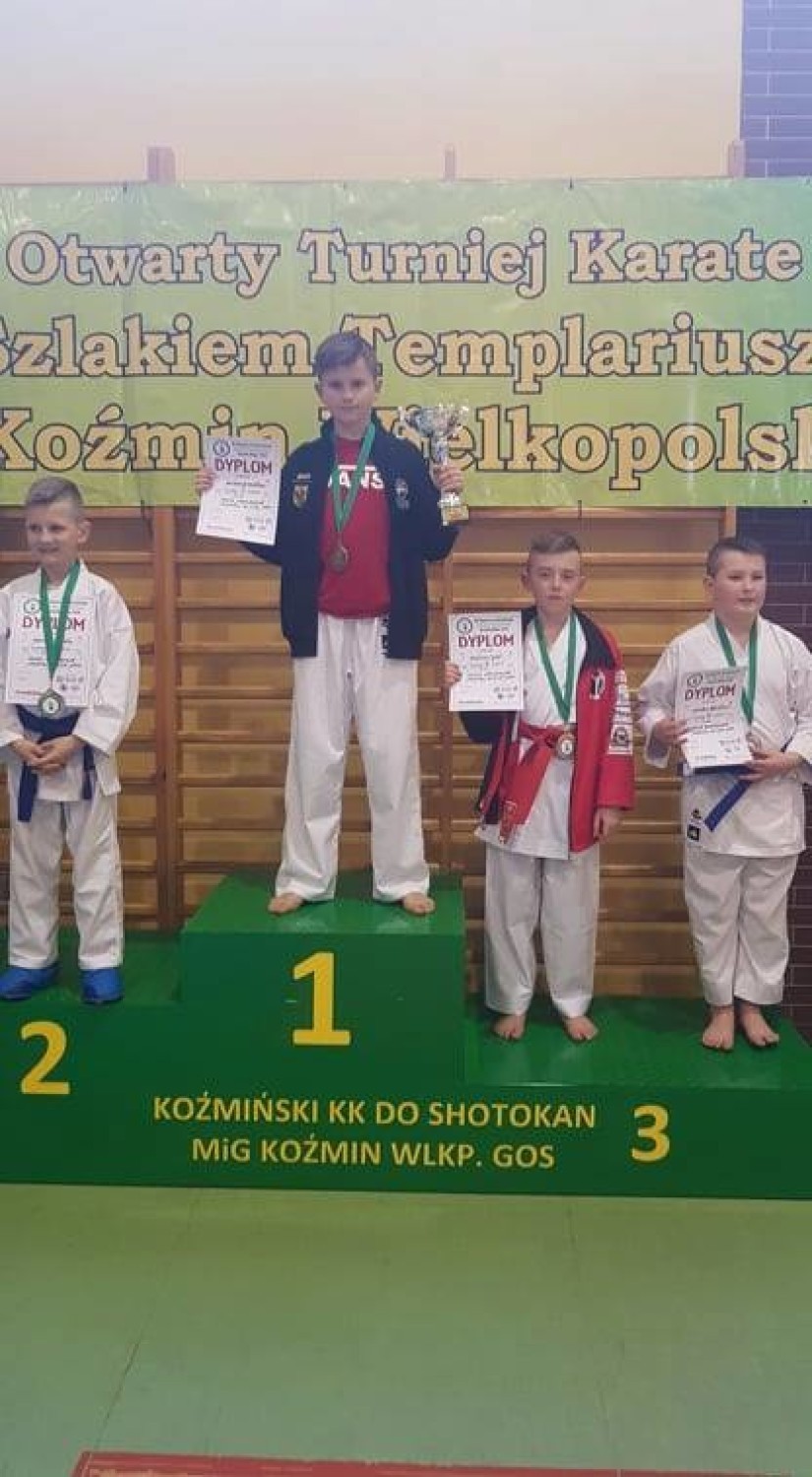Dziewięć medali wywalczyli najmłodsi karatecy podczas VII Otwartego Turnieju Karate Szlakiem Templariuszy w Koźminie Wielkopolskim