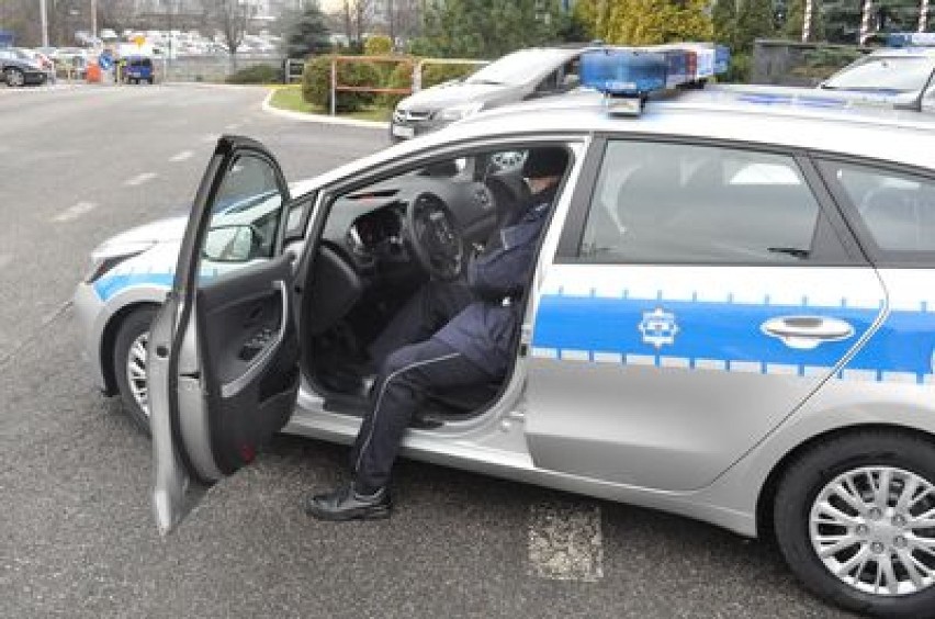 Nowe samochody policji trafią do śląskich komend