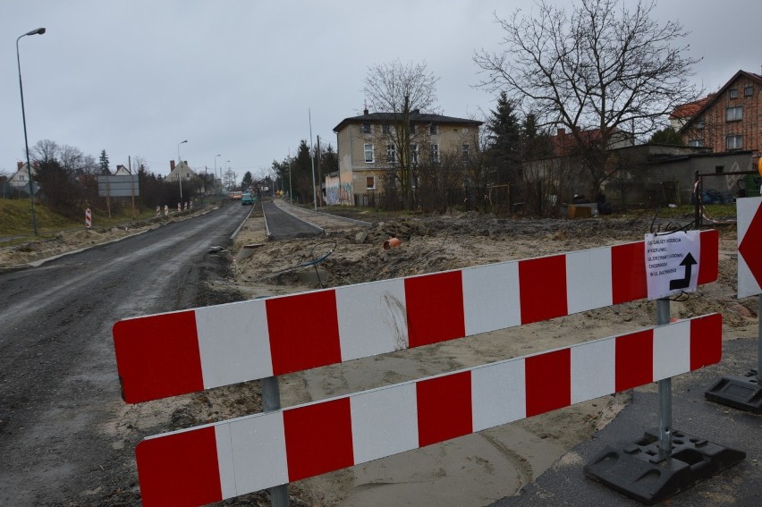 Robią Zielonogórską, w marcu rozkopią rondo przy Konstytucji 3 Maja