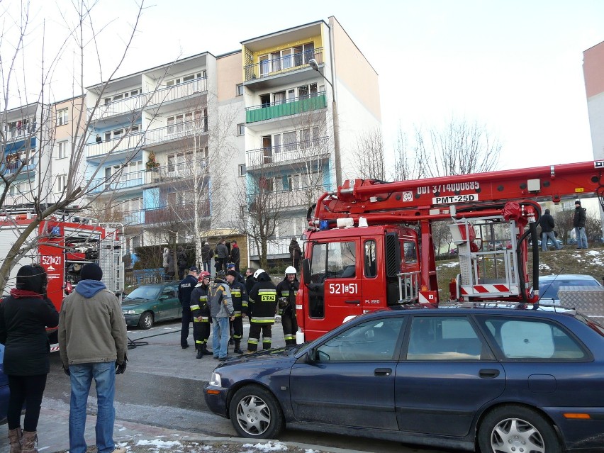Pożar w bloku na ul. Sobieskiego 8 [FOTO]