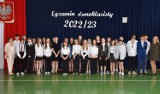Egzamin ósmoklasisty 2023. Zobaczcie nastroje w podstawówkach w Konopnicy, Osjakowie i Ostrówku